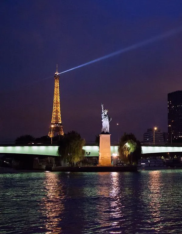 Apartment Loft 5 Places With View On Eiffel Tower *